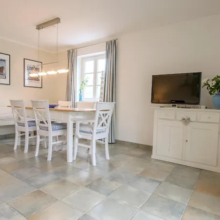 Achtern Diek Haus 1a בית נופש *